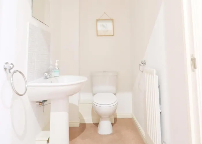 Holiday home Amazing 2 Bed Townhouse Walking Distance From Temple Meads